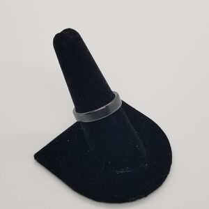 magnetic charcoal gray simple band ring size 8